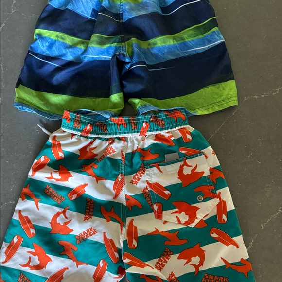 Zero Exposur Boys Swim Trunks - Picture 2 of 2